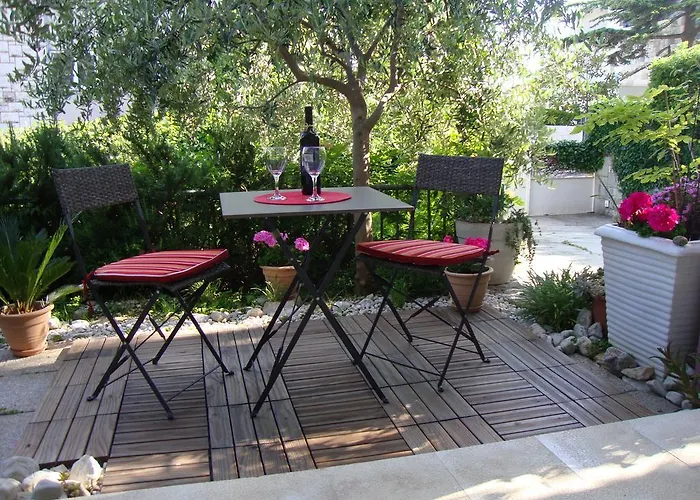 Nela And Vito Apartmán *