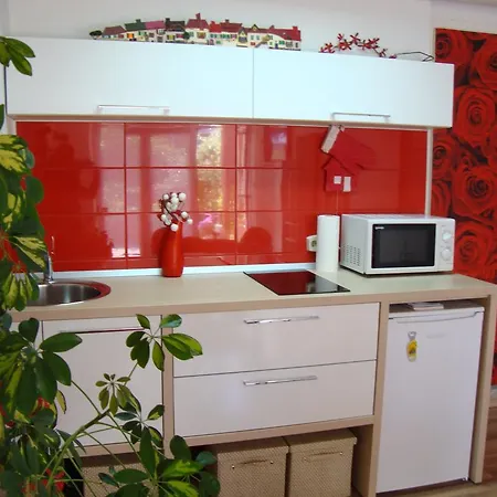 Nela And Vito سبليت