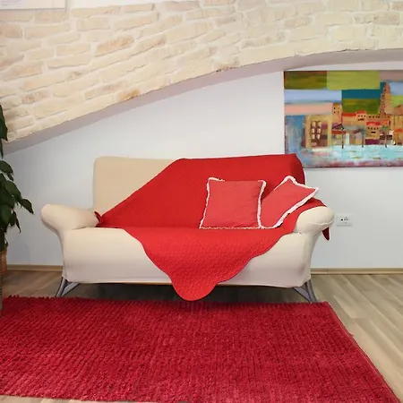 Nela And Vito سبليت