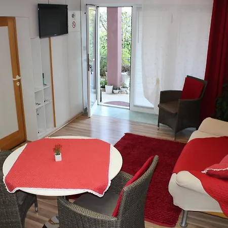 Апартаменты Nela And Vito *